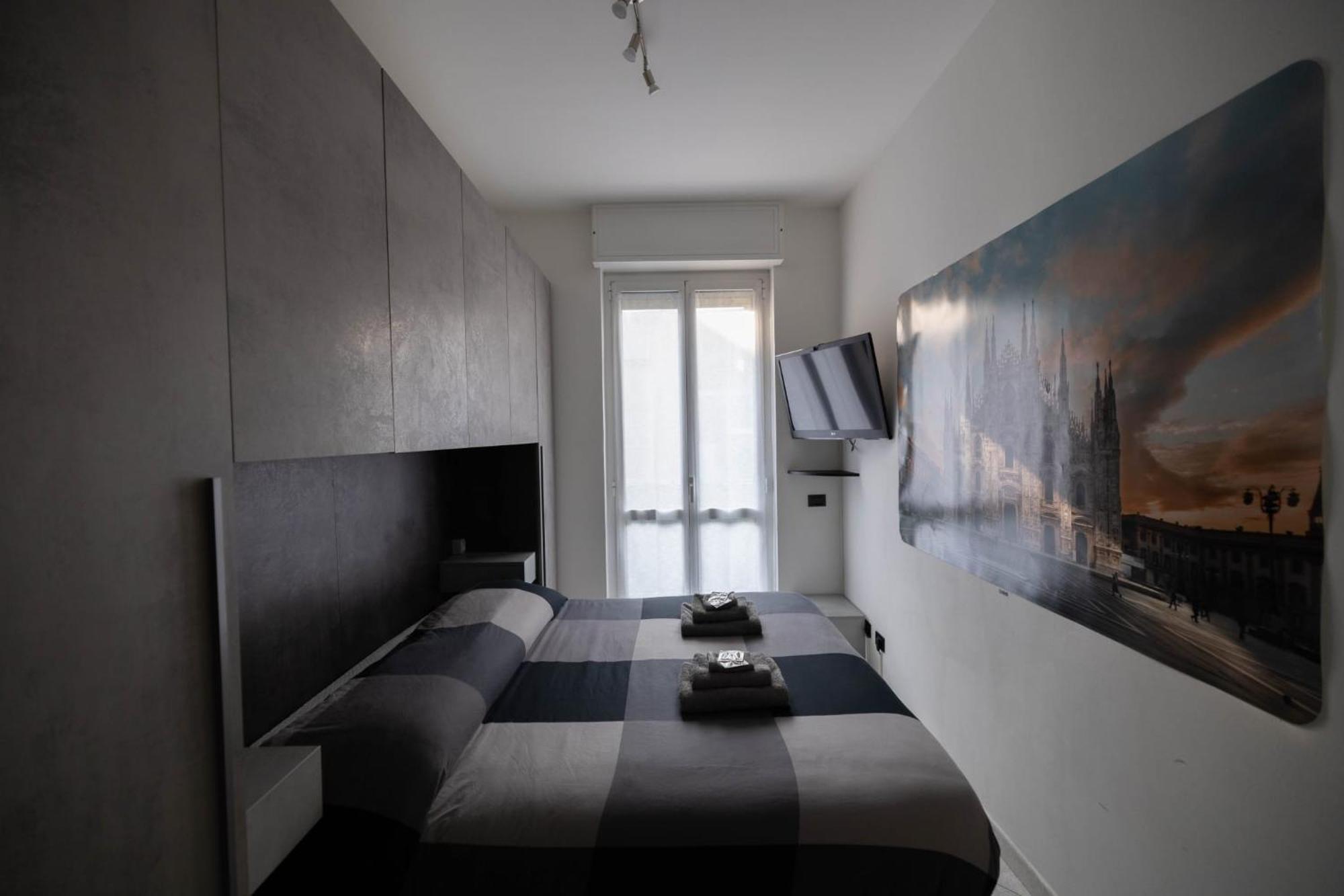 Spazioso Appartamento Con Terrazzo Navigli , Bocconi Милано Екстериор снимка