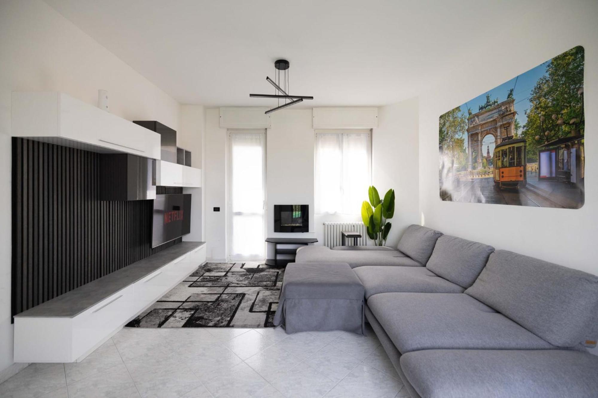 Spazioso Appartamento Con Terrazzo Navigli , Bocconi Милано Екстериор снимка